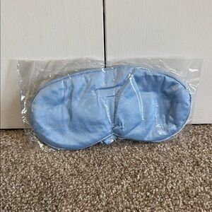 Light Blue Sleep Mask & Scrunchie